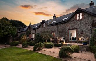 Nethway Farm & Holiday Cottages