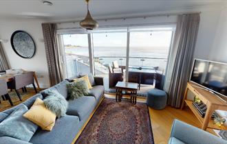 Living room with sea view