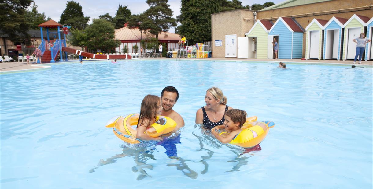 sandford holiday park parkdean resorts wareham visit dorset