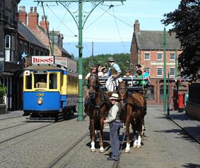 Enjoy a carriage ride around Beamish, The Living Museum of the North 