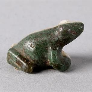 Egyptian frog amulet