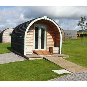 Wheelchair access at Hill Top Huts near Eggleston