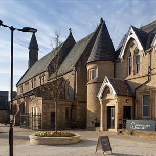 Mining Art Gallery building