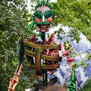 Eko, a giant 13ft puppet 