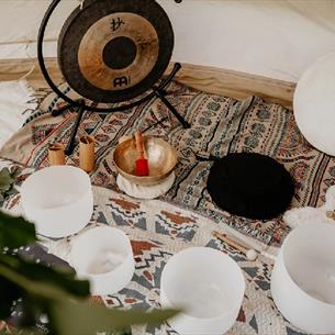 Wellbeing equipment in preparation for wellness treatments.