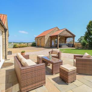 Garden seating area Bell House Farm