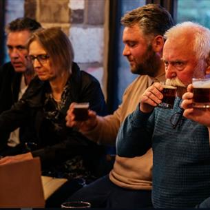 People drinking at Brewery Tours: South Causey Inn
