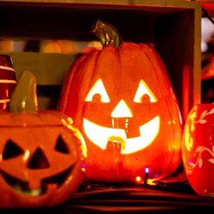 Illuminated ceramic pumpkins