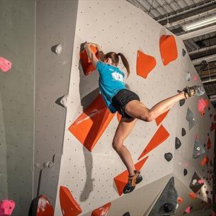 New look main climbing wall