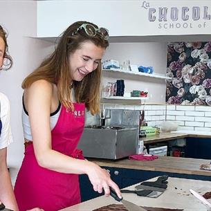 Chocolate making workshop at La Chocolatrice