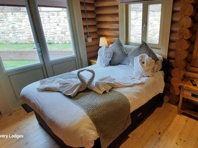 Double bedroom at Vindolanda Lodge