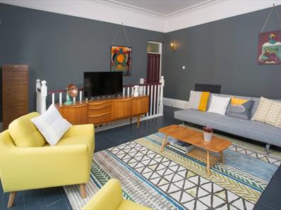 Albert Street Apartment