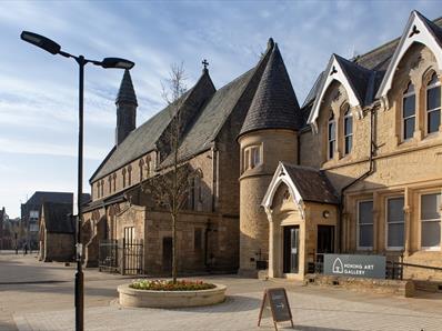 Mining Art Gallery building