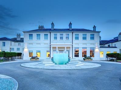 Seaham Hall and Serenity Spa exterior fountain