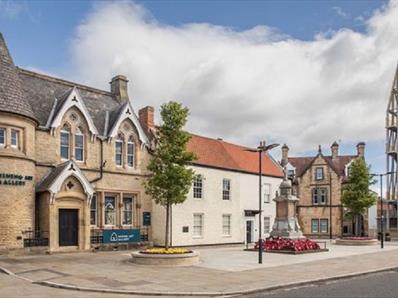 External view of the Mining Art Gallery