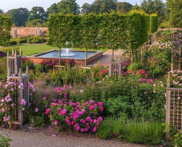 The gardens at Wynyard Hall