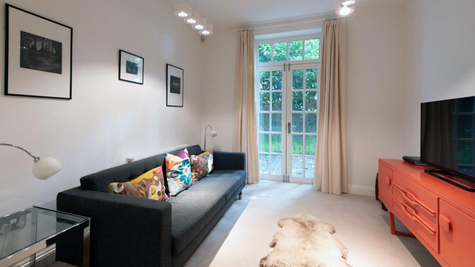 Living area at The Two Clovers at the Grove