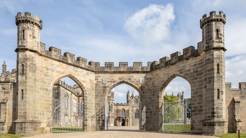 Auckland Palace entrance gates