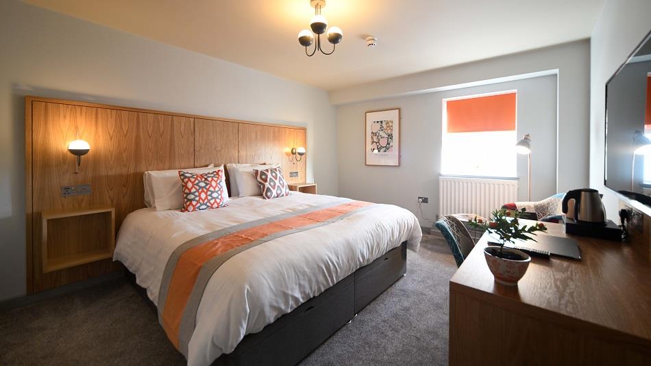 Image of a spacious room with a double bed at The Park Head Hotel.
