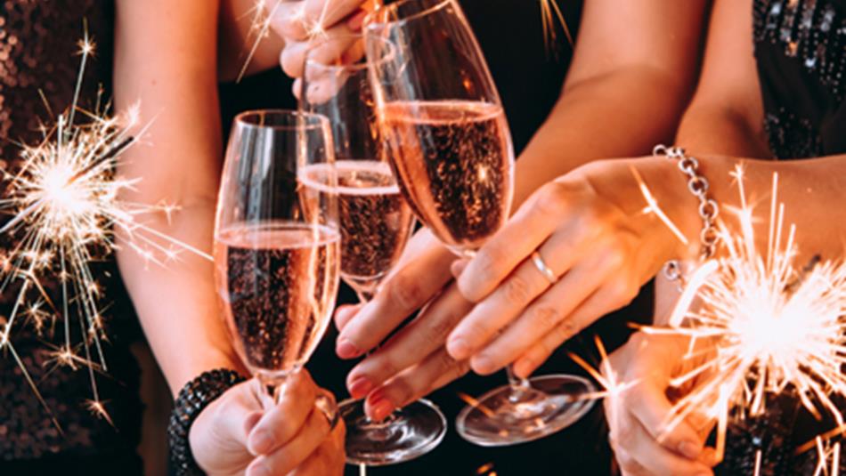 Friends toasting the new year.