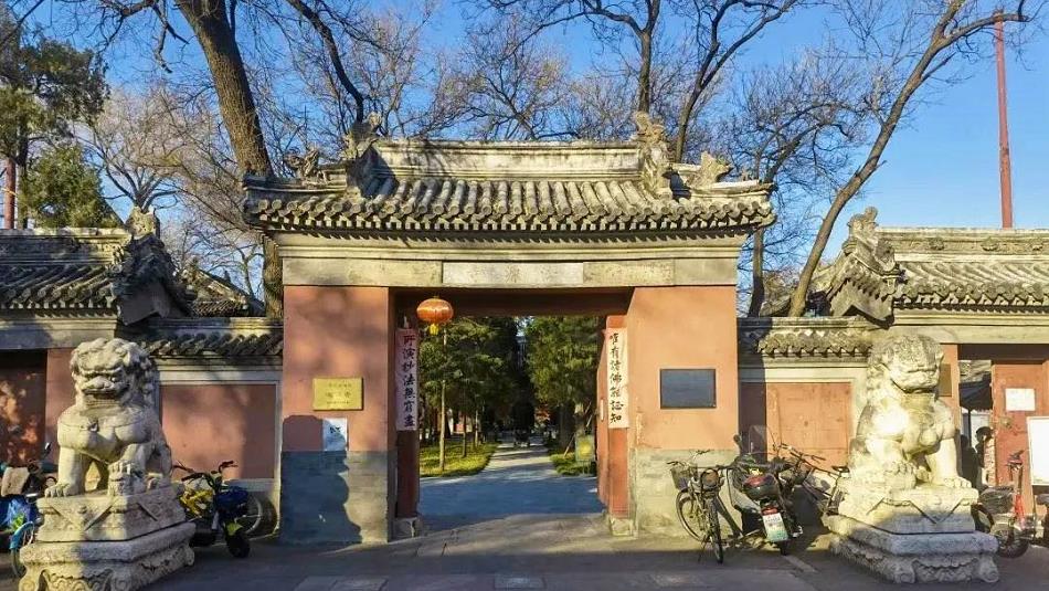 Entrance to ancient Chinese temple