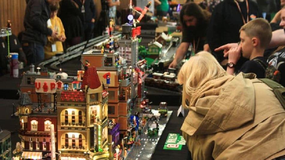 People enjoy looking at a fantastic array of intricate LEGO®️ creations at Durham Brick Show.