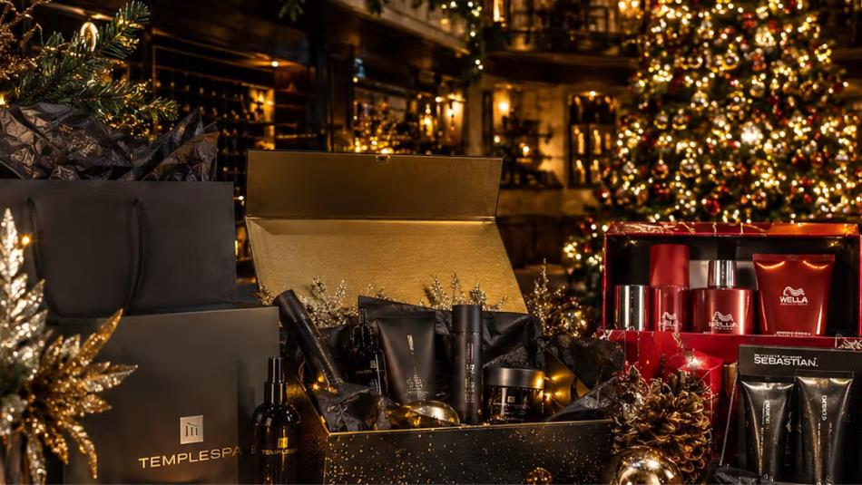 Shopping bags in a Christmas scene.