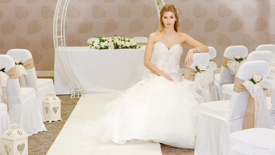 Weddings at Banks Homes Riverside
