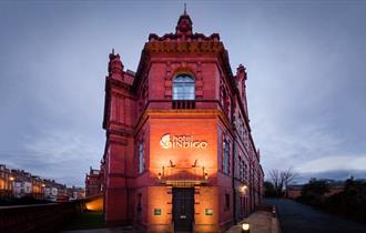 Exterior of Marco Pierre White Steakhouse Bar & Grill: Hotel Indigo