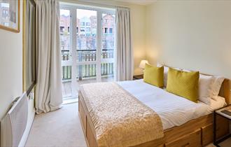 Double bedroom at Waterside, Durham City