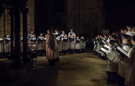 Durham Cathedral Choir singing at the Advent Procession