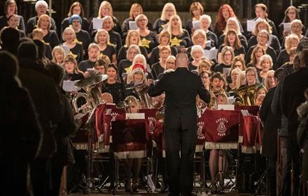 Friends Christmas concert