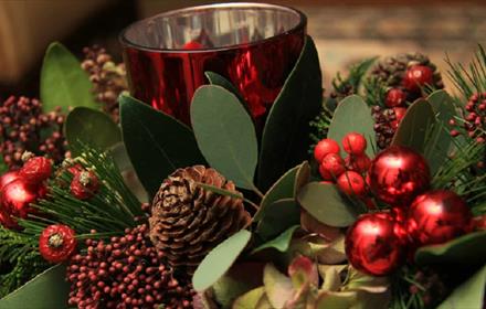 Festive display for dining table