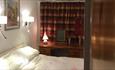 Guest bedroom