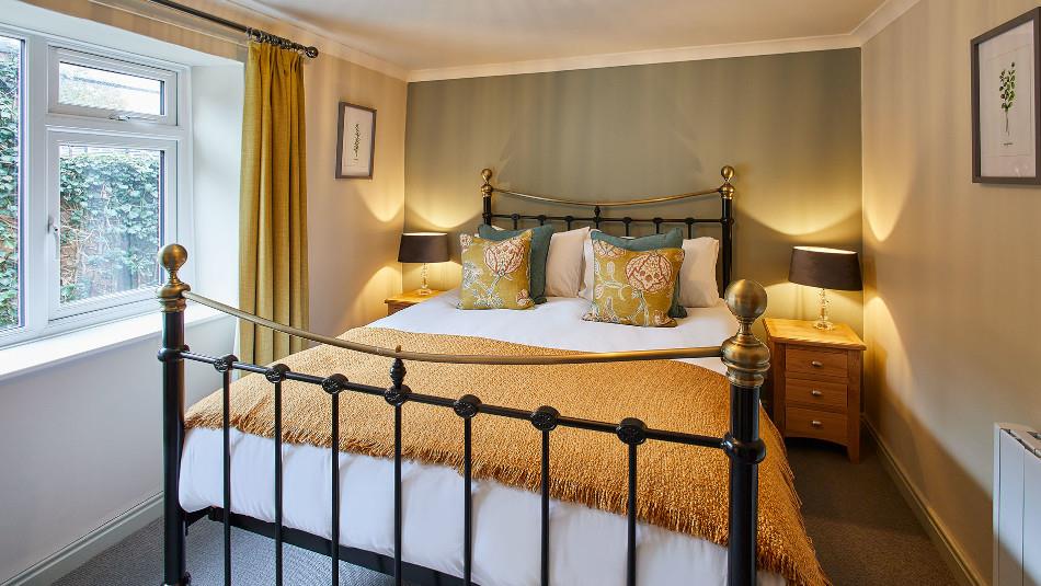 Double bedroom at Cobblers Cottage