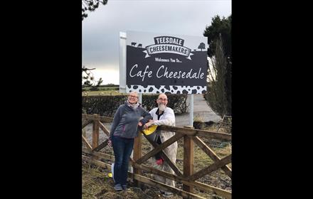 Cafe Cheesedale sign
