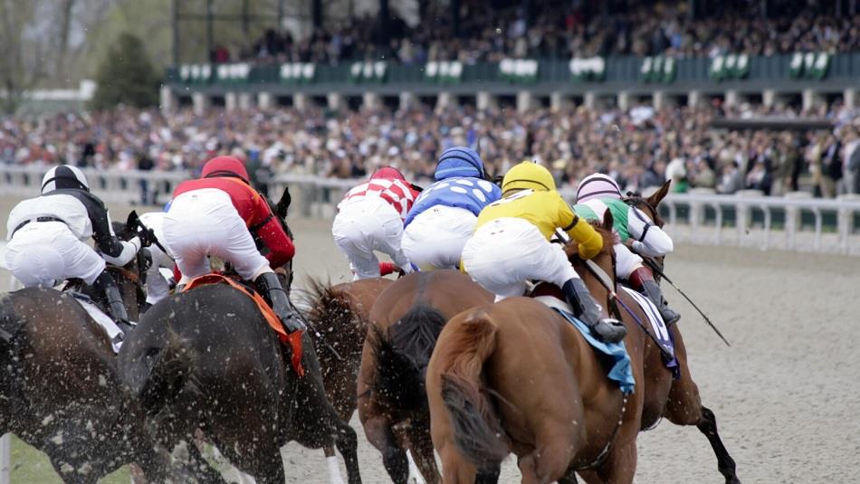 Image of a horse race.