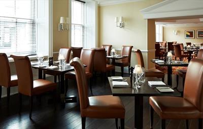 Dining room at Delta by Marriott Hotel Durham Royal County
