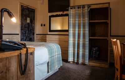 Cosy Shafto Bedroom South Causey Inn