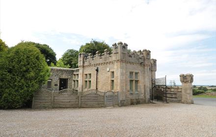 Walworth Castle Lodge