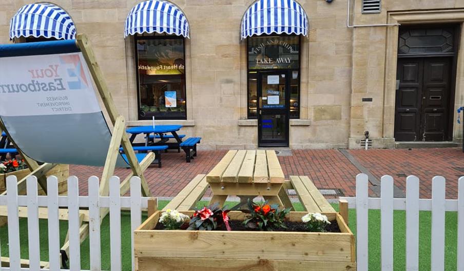 Pop-Up Park in Victoria Place