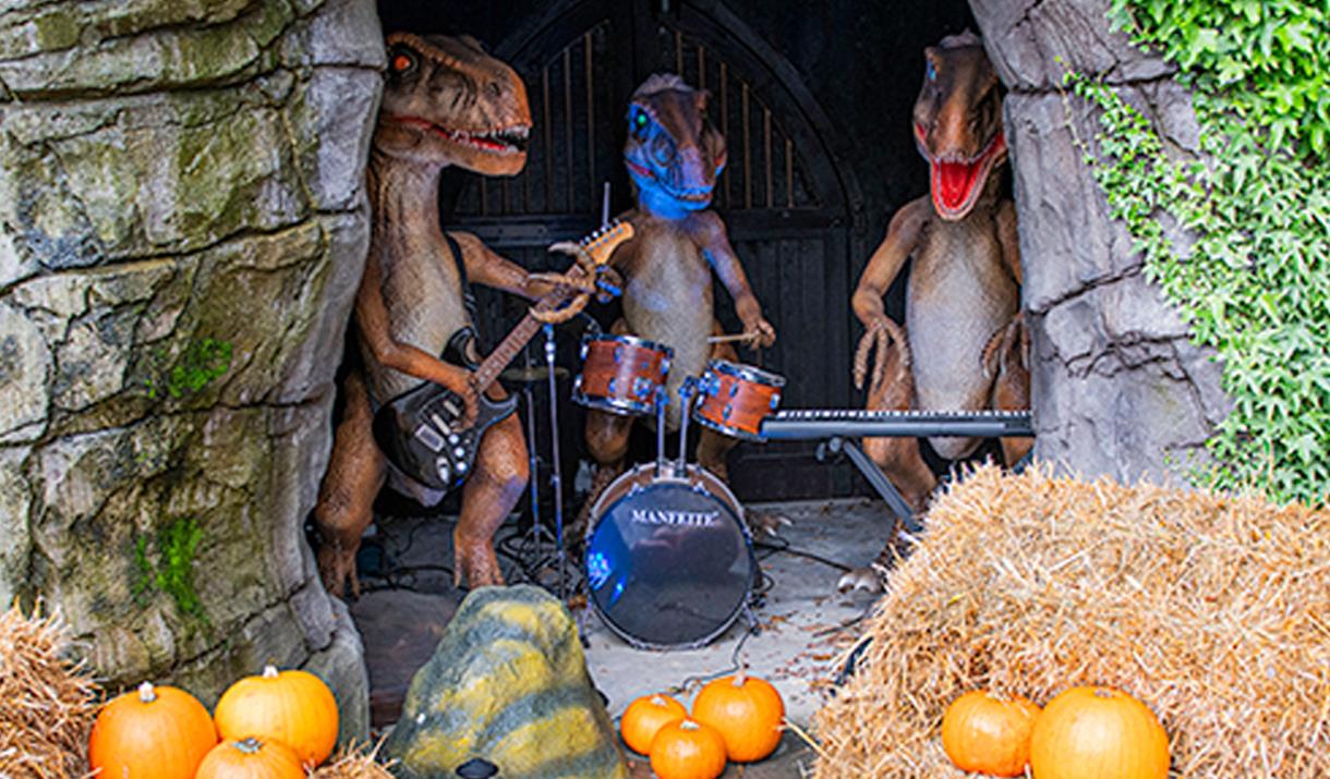 dino pumpkin escape