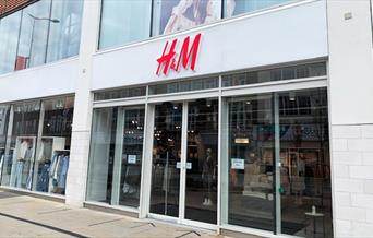 H&M