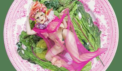 Exquizit Creechahz: Costume making workshop with Miss HerNia
