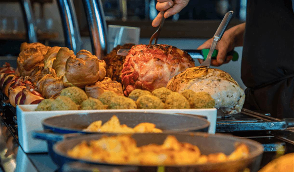 Festive Carvery Lunch Festive Carvery Lunch
