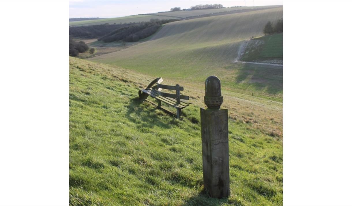 Wander bench at Camp Dale, Folkton Wold in the Yorkshire Wolds.