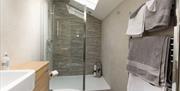 En-suite bathroom off the master bedroom, Beverley Minster House, East Yorkshire