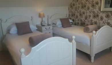 A twin bedroom at Eastdale Bed & breakfast, North Ferriby, East Yorkshire.