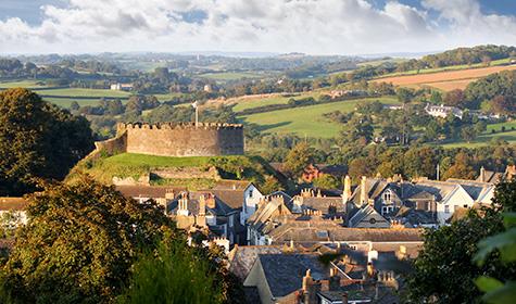 Explore Totnes