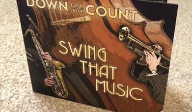 Down For The Count: Swing That Music, Babbacombe Theatre, Torquay, Devon